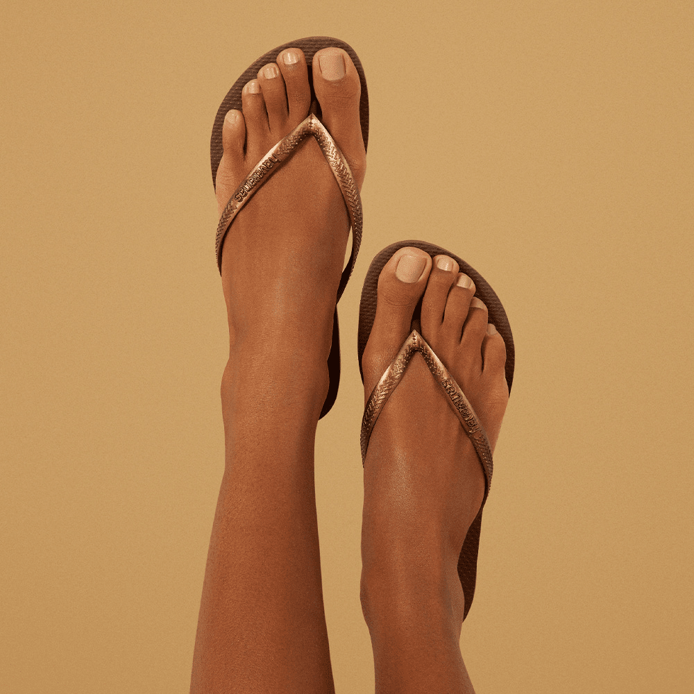 Women's Slim Flip Flops - Rust/Metallic Copper